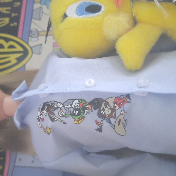 VTG.  1998. UNOPENED.  Warner Bros Studio BARBIE LOVES TWEETY - Picture 5 of 6